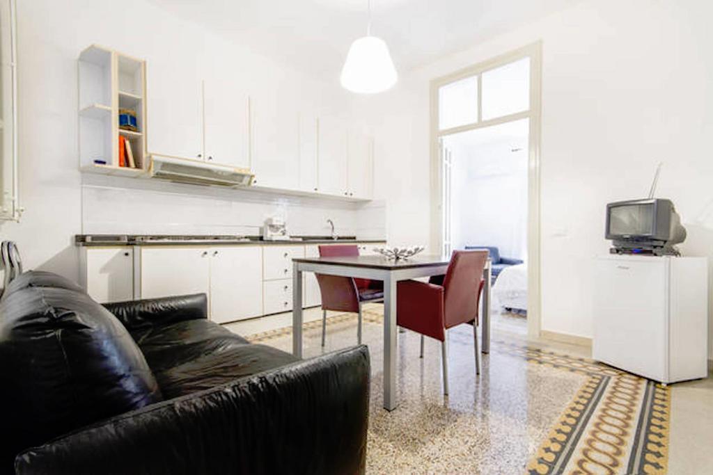 Flat At Cathedral Villa Palermo Exterior photo